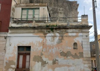 Edificio all\'aperto - Casa indipendente Via Guglielmo Tell
 
2, Avola - foto 3