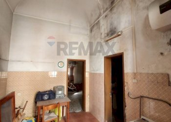 Sala da pranzo - Casa indipendente Via Guglielmo Tell
 
2, Avola - foto 7