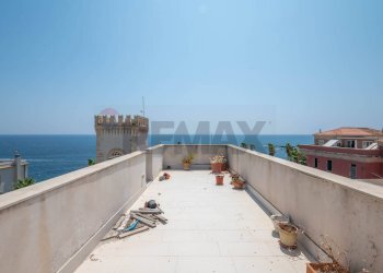 Terrazza - Appartamento Via Eveneto
 
33, Siracusa - foto 2