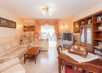 Salone - Appartamento via Guglielmo Marconi
 
snc, Augusta - foto 3