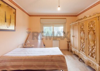 Camera - Appartamento via Guglielmo Marconi
 
snc, Augusta - foto 21