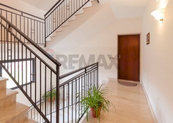 Pianerottolo - Appartamento via Guglielmo Marconi
 
snc, Augusta - foto 24