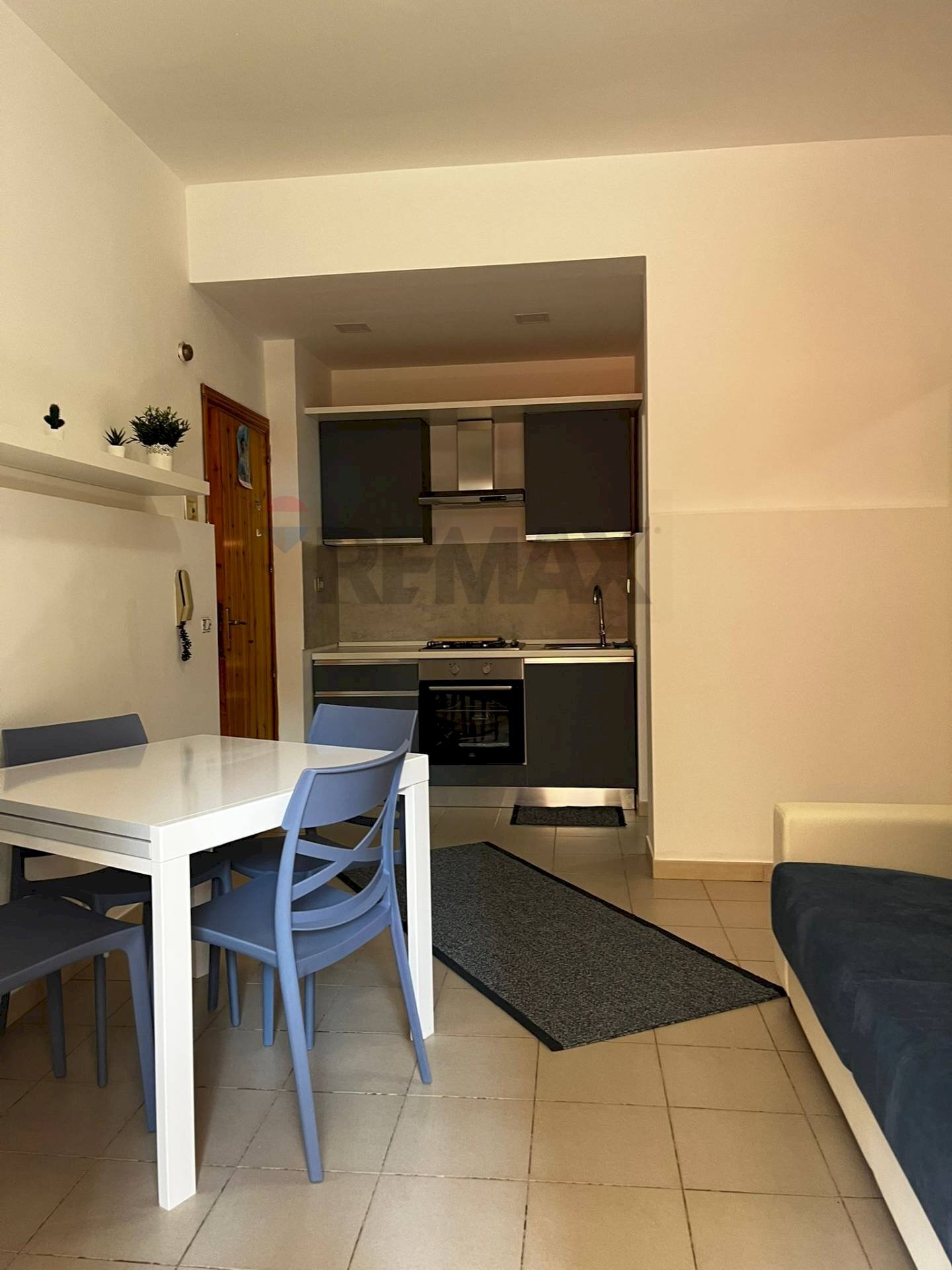 Zona living - Bilocale Via Consolare Valeria
 
73, Sant'Alessio Siculo - foto 3