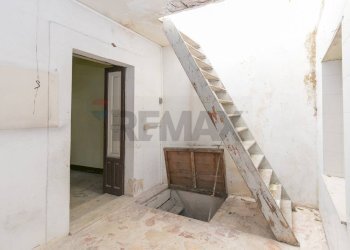 Scale - Casa indipendente Via dei Platamoni
 
22, Priolo Gargallo - foto 21