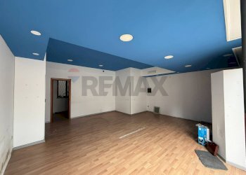 Stanza vuota - Locale Commerciale via dell'angelo custode
 
22/22A, Priolo Gargallo - foto 1