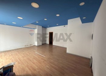 Stanza vuota - Locale Commerciale via dell'angelo custode
 
22/22A, Priolo Gargallo - foto 6