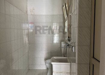 Bagno - Locale Commerciale via dell'angelo custode
 
22/22A, Priolo Gargallo - foto 9