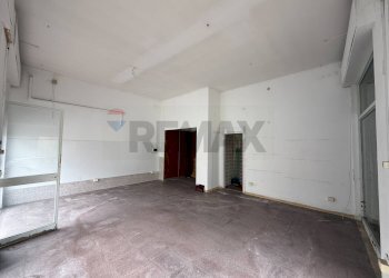 Stanza vuota - Locale Commerciale via dell'angelo custode
 
18/18A, Priolo Gargallo - foto 5