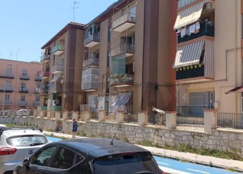 Edificio all\'aperto - Trilocale VIA FRANCESCO MAUCERI
 
31/E, Siracusa - foto 3