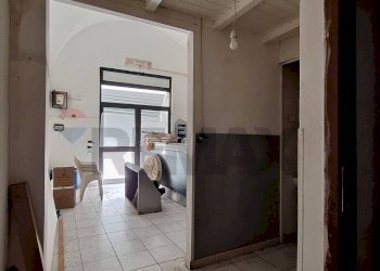 Hall / corridoio - Locale Commerciale Via Marsala
 
24, Pachino - foto 9