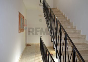 Scale - Appartamento Via Santoro Tafuri
 
4, Pachino - foto 5