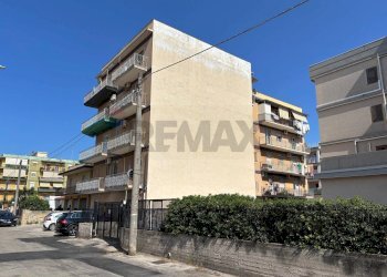 Edificio all\'aperto - Appartamento Via Carlentini
 
4, Siracusa - foto 2