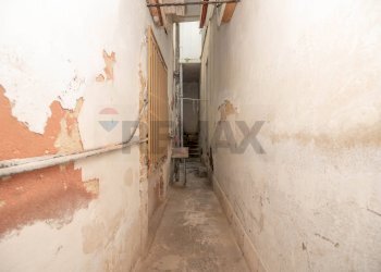 Hall / corridoio - Independent house VIA LISSO
 
59, Lentini - photo 4