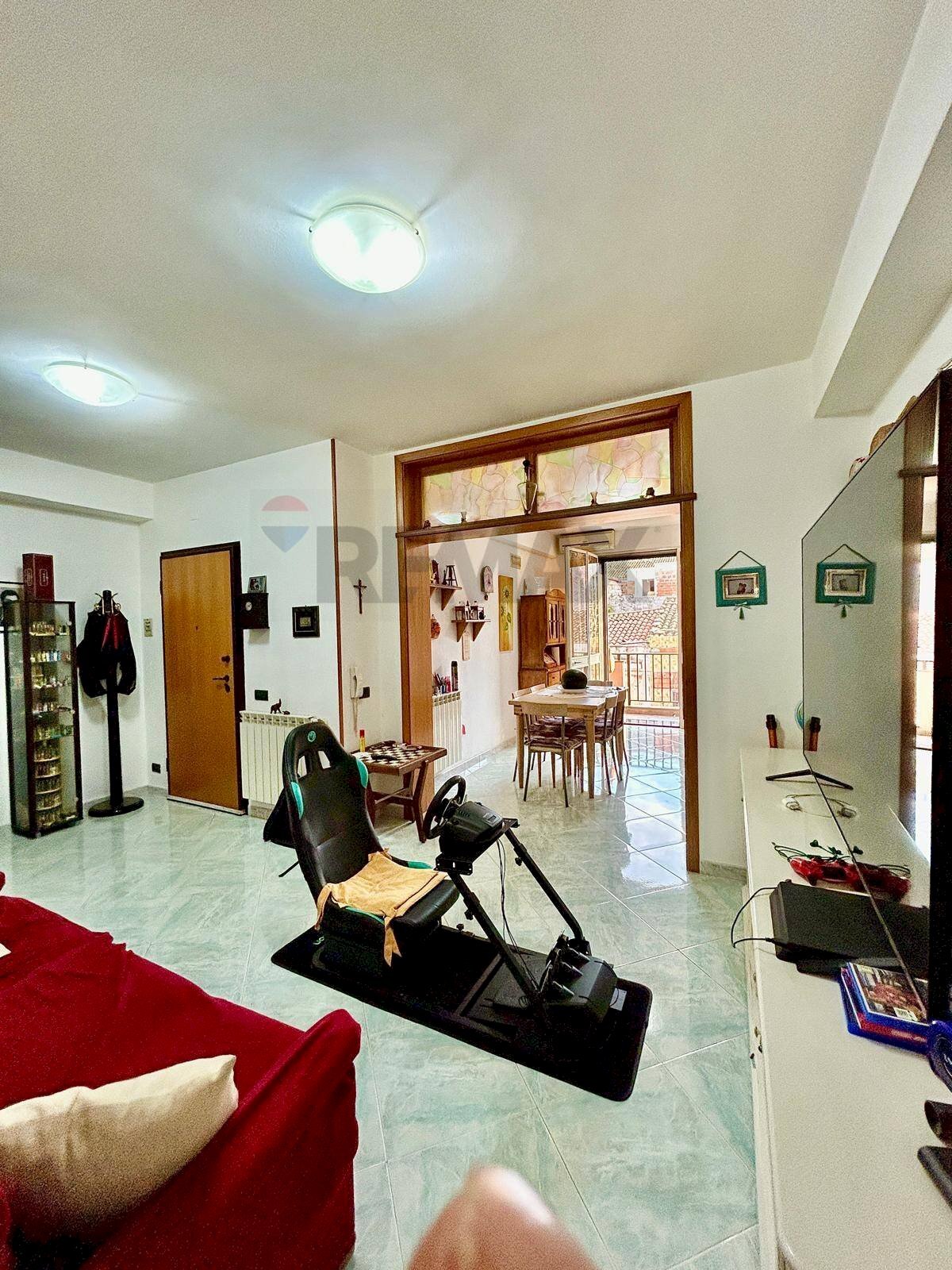 Soggiorno - Quadrilocale via garibaldi
 
232, Canicattini Bagni - foto 2