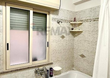 Bagno - Quadrilocale via garibaldi
 
232, Canicattini Bagni - foto 9