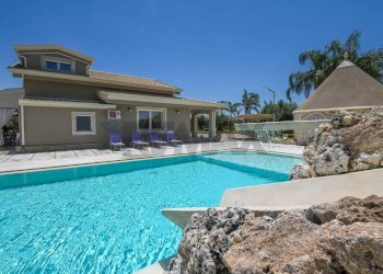 Piscina - Villa Melilli - foto 53