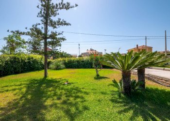 Giardino - Villa CONTRADA SAN LORENZO STRADA IV
 
SNC, Noto - foto 13