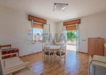 Sala da pranzo - Villa CONTRADA SAN LORENZO STRADA IV
 
SNC, Noto - foto 43