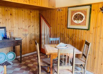 Sala da pranzo - Casa indipendente via archimede
 
26, Monterosso Almo - foto 9