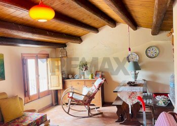 Soggiorno - Casa indipendente via archimede
 
26, Monterosso Almo - foto 12