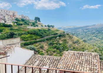 Vista delle montagne - Casa indipendente via archimede
 
26, Monterosso Almo - foto 16