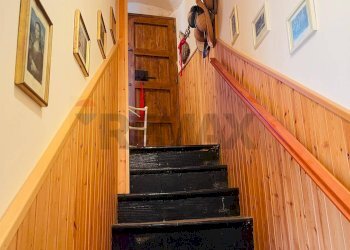 Scale - Casa indipendente via archimede
 
26, Monterosso Almo - foto 33