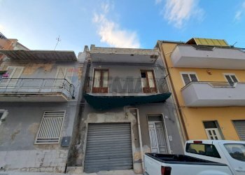 Edificio all\'aperto - Casa indipendente Via Del Fante
 
140, Priolo Gargallo - foto 1