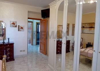 Hall / corridoio - Villa vico Caravaggio
 
3, Buccheri - photo 10