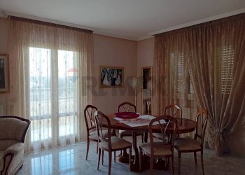 Sala da pranzo - Villa vico Caravaggio
 
3, Buccheri - photo 21