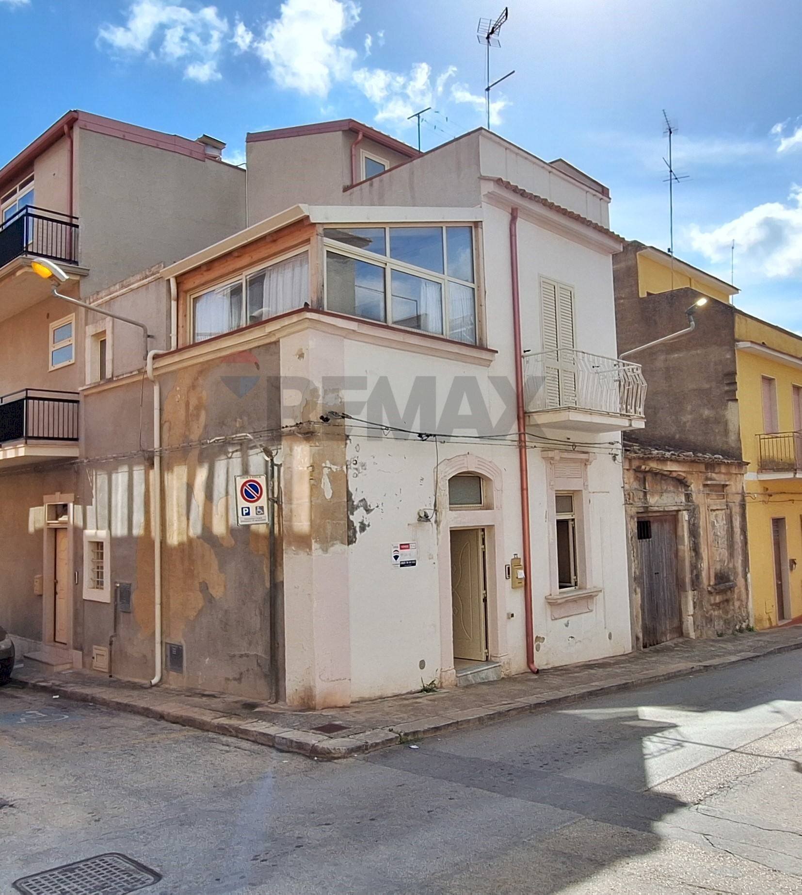 Edificio all\'aperto - Casa indipendente Via ferreri
 
75, Rosolini - foto 3