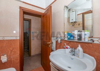 Bagno - Casa indipendente VIA CARLO CARRA'
 
9, Noto - foto 25
