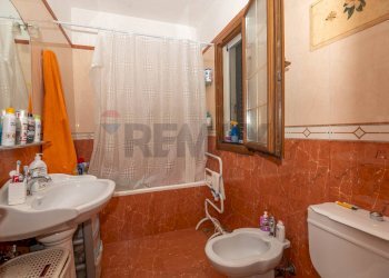 Bagno - Casa indipendente VIA CARLO CARRA'
 
9, Noto - foto 26