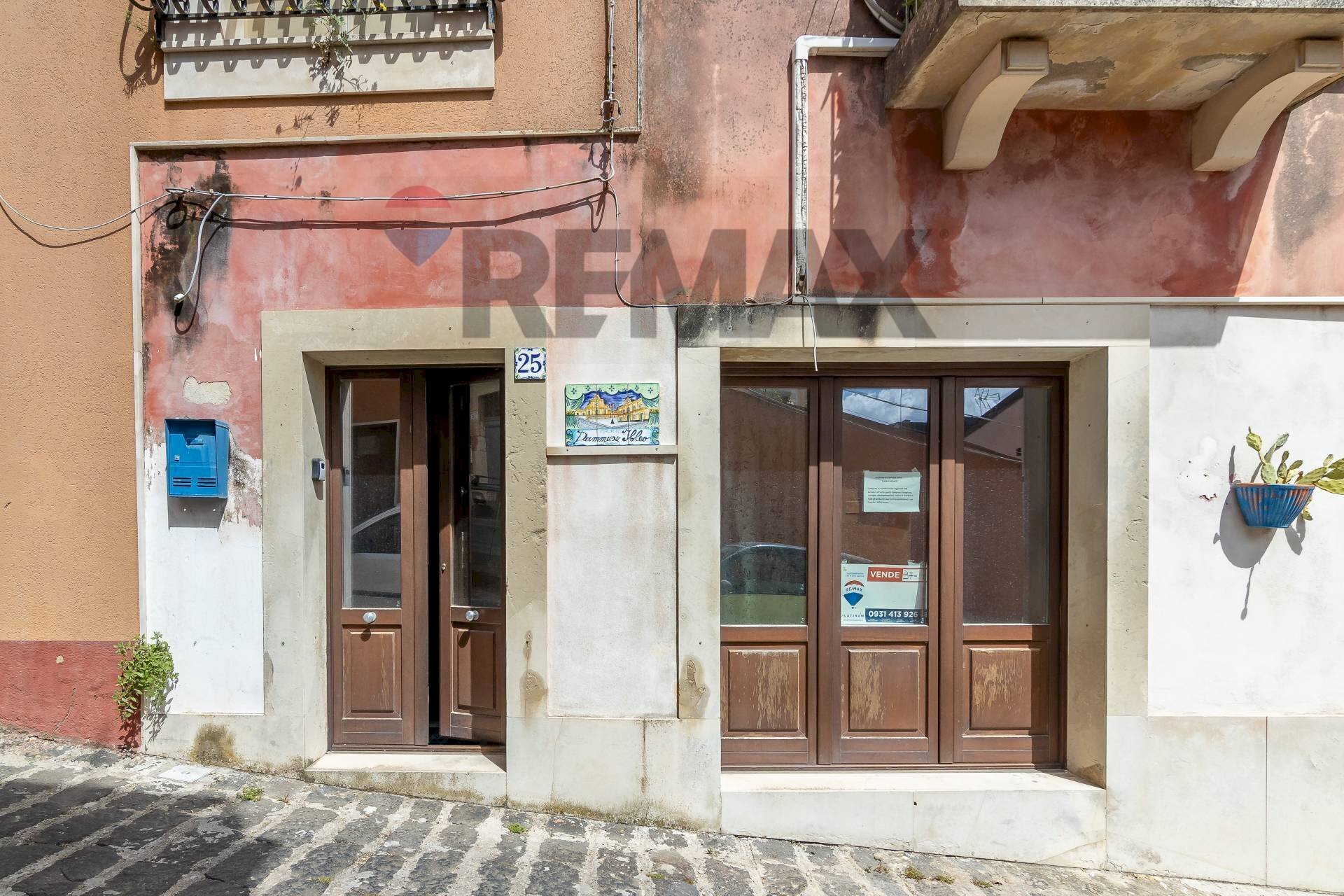 Edificio all\'aperto - Casa indipendente via Pietro Messina
25, Palazzolo Acreide - foto 3