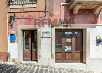 Edificio all\'aperto - Casa indipendente via Pietro Messina
 
25, Palazzolo Acreide - foto 3