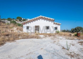 Casa all\'aperto - Villa SP 37
 
snc, Melilli - foto 2