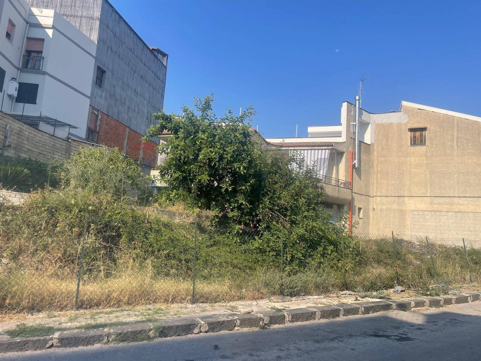 Edificio all\'aperto - Terreno edificabile Corso Italia, Solarino - foto 1