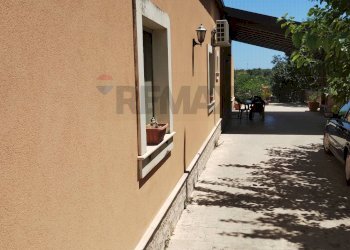 Terrazza - Azienda agricola Contrada Busulmone, Noto - foto 2