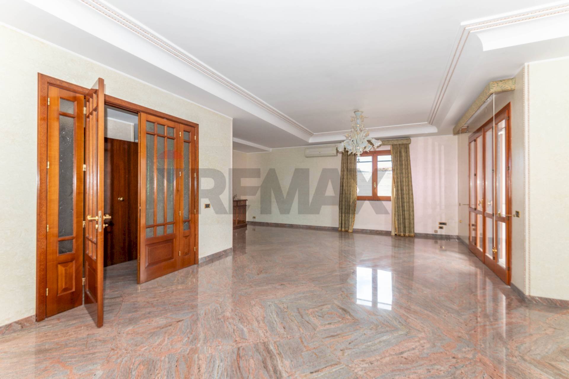 Stanza vuota - Semi-detached house Via Archimede
 
13, Solarino - photo 3