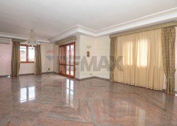 Stanza vuota - Casa semi indipendente Via Archimede
 
13, Solarino - foto 5