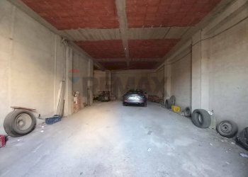 Parcheggio - Casa semi indipendente Via Archimede
 
13, Solarino - foto 29