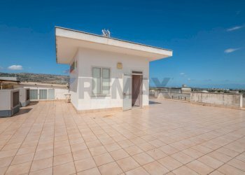 Terrazza - Casa semi indipendente Via Archimede
 
13, Solarino - foto 30