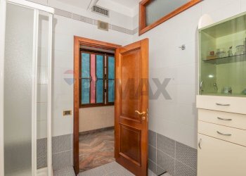 Bagno - Casa semi indipendente Via Archimede
 
13, Solarino - foto 38