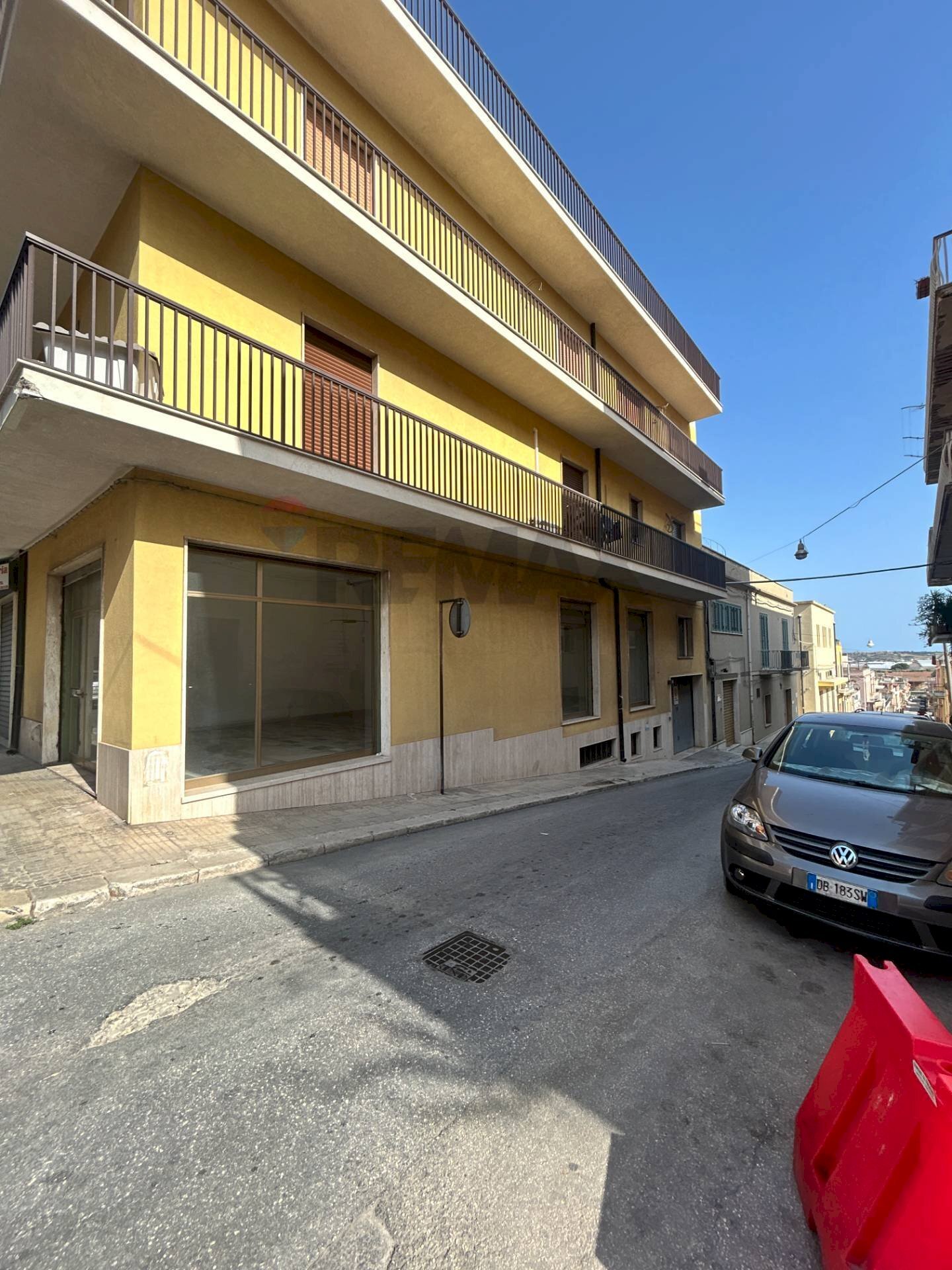 Edificio all\'aperto - Locale Commerciale Via Ferrucci 117, Pachino - foto 3