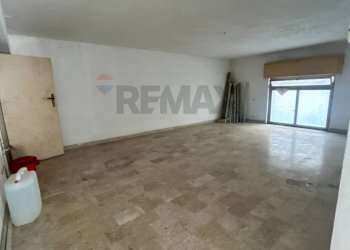 Stanza vuota - Locale Commerciale Via Ferrucci 117, Pachino - foto 8