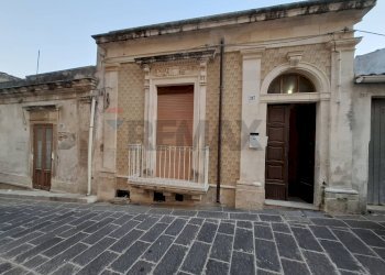 Casa all\'aperto - Casa indipendente Viale Venti Settembre
 
207, Canicattini Bagni - foto 2