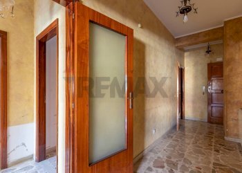 Hall / corridoio - Trilocale Viale Teracati
 
110, Siracusa - foto 8
