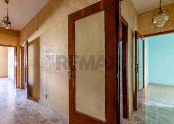 Hall / corridoio - Trilocale Viale Teracati
 
110, Siracusa - foto 24
