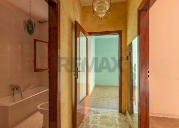 Hall / corridoio - Trilocale Viale Teracati
 
110, Siracusa - foto 25