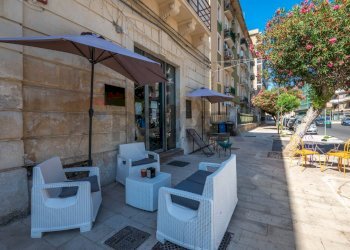 Edificio all\'aperto - Bar Tavola Calda - Fredda armando diaz
33/A, Siracusa - foto 16