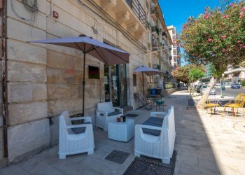 Edificio all\'aperto - Bar Tavola Calda - Fredda armando diaz
33/A, Siracusa - foto 32